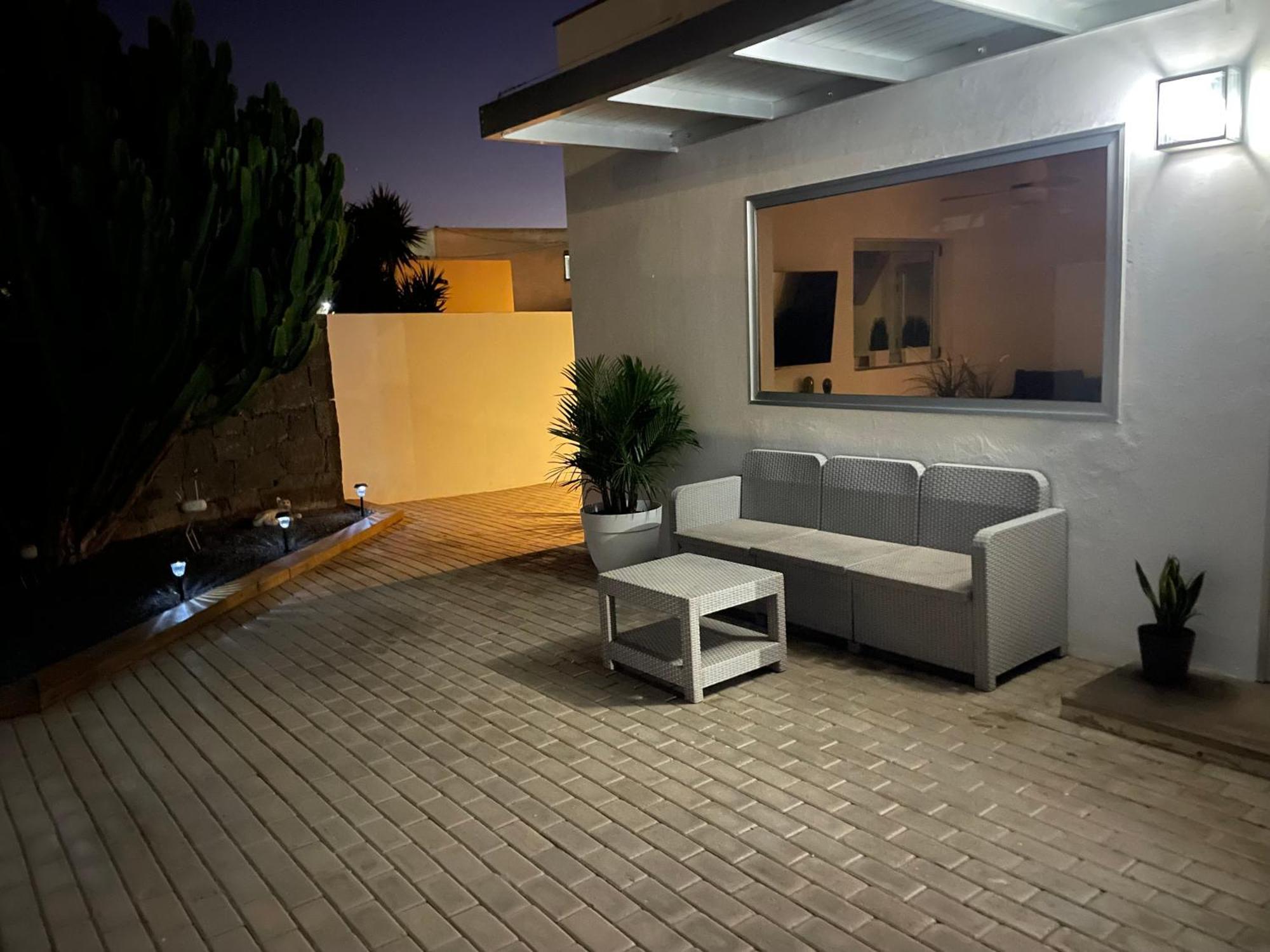 Villa Grey By Vulcano Homes Таиче Экстерьер фото