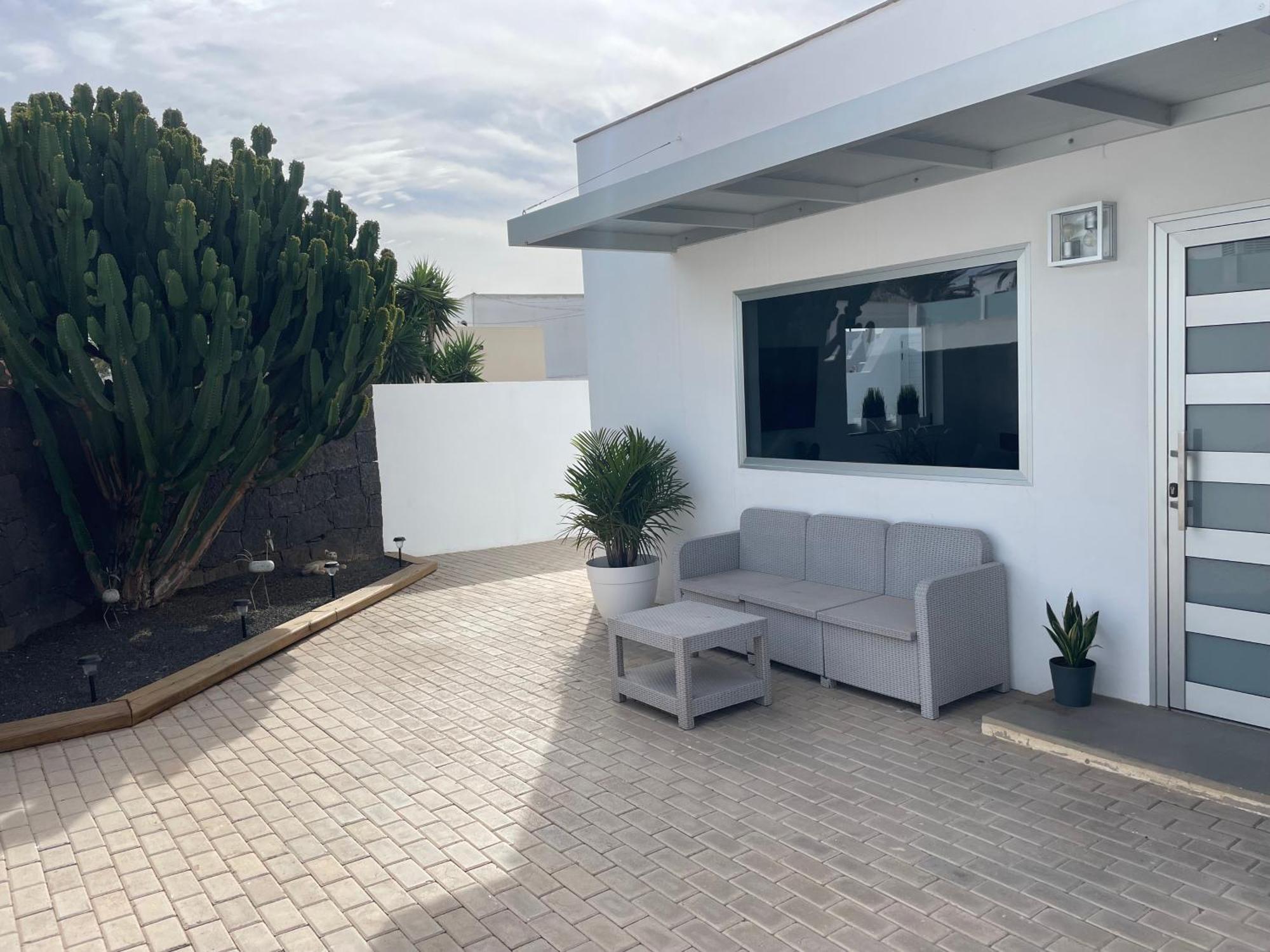 Villa Grey By Vulcano Homes Таиче Экстерьер фото